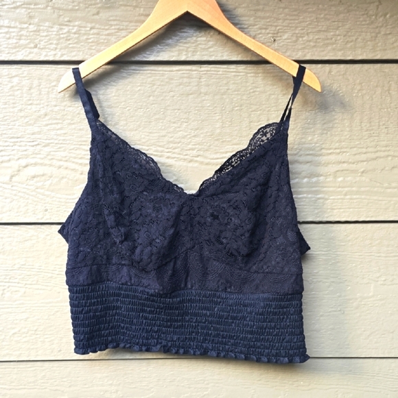 Torrid Black Lace Smocked Crop Top 3x - Picture 5 of 12